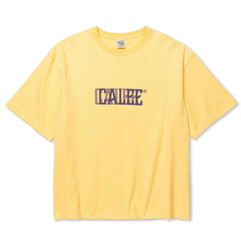 画像1: 【30%OFF】CALEE/DROP SHOULDER CALEE BLUR LOGO TEE（YELLOW）［ドロップショルダープリントT-24春夏］