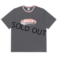 BlackEyePatch/POLISHED HARDWARE LOGO TEE（BLACK）
