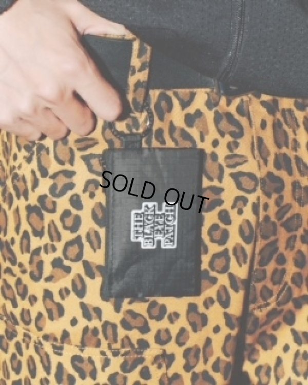 画像3: BlackEyePatch/OG LABEL NYLON KEYRING POUCH（BLACK）