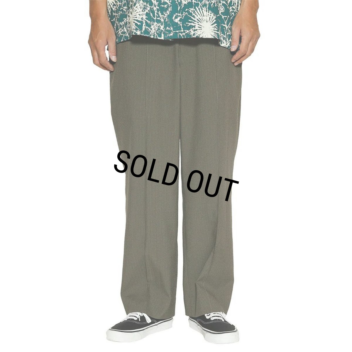 画像2: 【40%OFF】CALEE/R/SUCKER WIDE SLACKS（OLIVE）［シアサッカーワイドスラックス-24春夏］ (2)