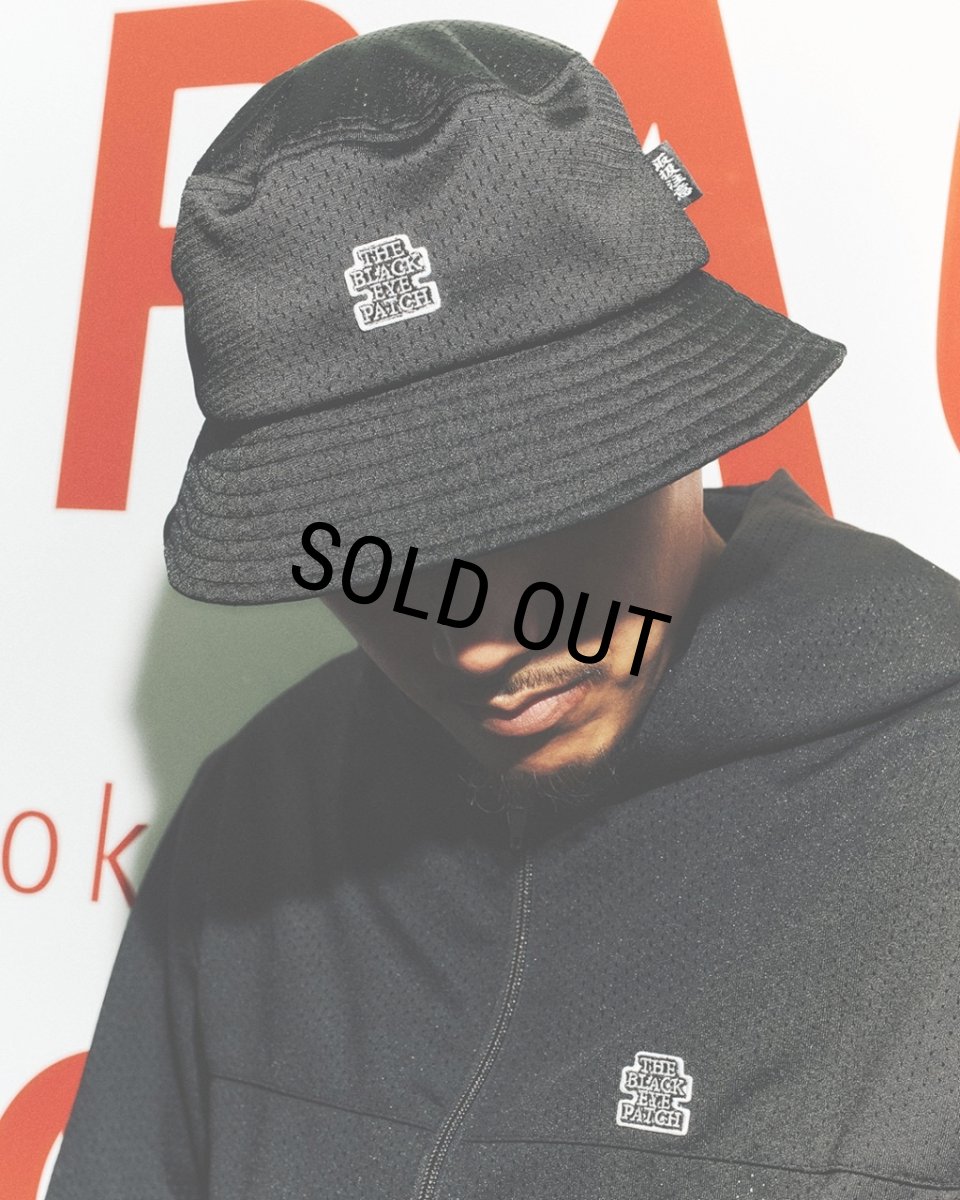画像3: BlackEyePatch/SMALL OG LABEL MESH BUCKET HAT（BLACK） (3)