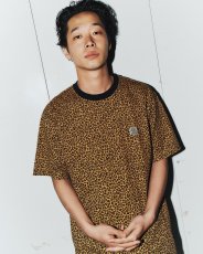 画像3: BlackEyePatch/OG LABEL LEOPARD PATTERNED TEE(MULTI) (3)