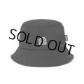BlackEyePatch/SMALL OG LABEL MESH BUCKET HAT（BLACK）