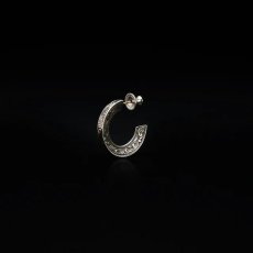 画像1: ANTIDOTE BUYERS CLUB/Engraved Triangle Earring（Silver） (1)
