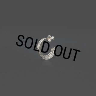 ANTIDOTE BUYERS CLUB/Engraved Triangle Earring（Silver） - JONAS