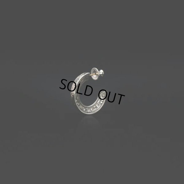 画像1: ANTIDOTE BUYERS CLUB/Engraved Triangle Earring（Silver）