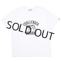 CHALLENGER/WOLF COLLEGE TEE（WHITE）［プリントT-24秋冬］