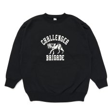 画像1: CHALLENGER/WOLF COLLEGE C/N SWEAT（BLACK）［クルーネックスウェット-24秋冬］ (1)