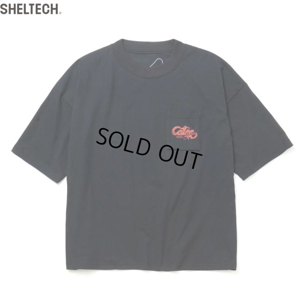 画像1: 【30%OFF】CALEE/× SHELTECH CL SNAKE LOGO DROP SHOULDER TEE（BLACK）［ドロップショルダーポケT-24春夏］