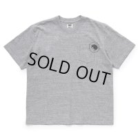 RATS/CIRCLE POCKET TEE（GRAY）［プリントポケT-24春夏］