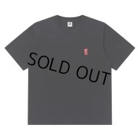 BlackEyePatch/SMALL HWC LABEL TEE（BLACK）