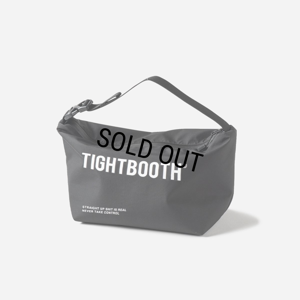 画像1: TIGHTBOOTH/LABEL LOGO COOLER POUCH（Black）［クーラーポーチ-24夏］ (1)