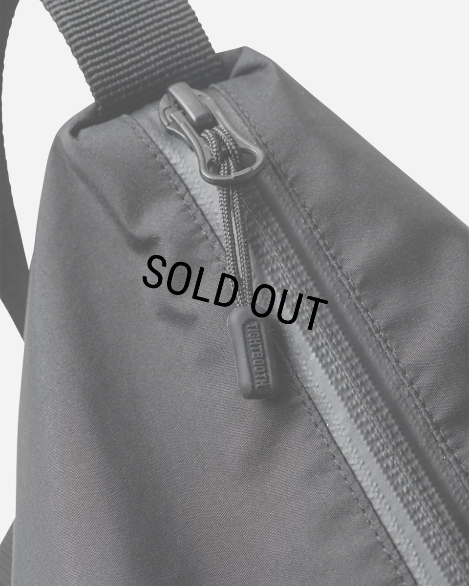 画像5: TIGHTBOOTH/LABEL LOGO COOLER POUCH（Black）［クーラーポーチ-24夏］ (5)