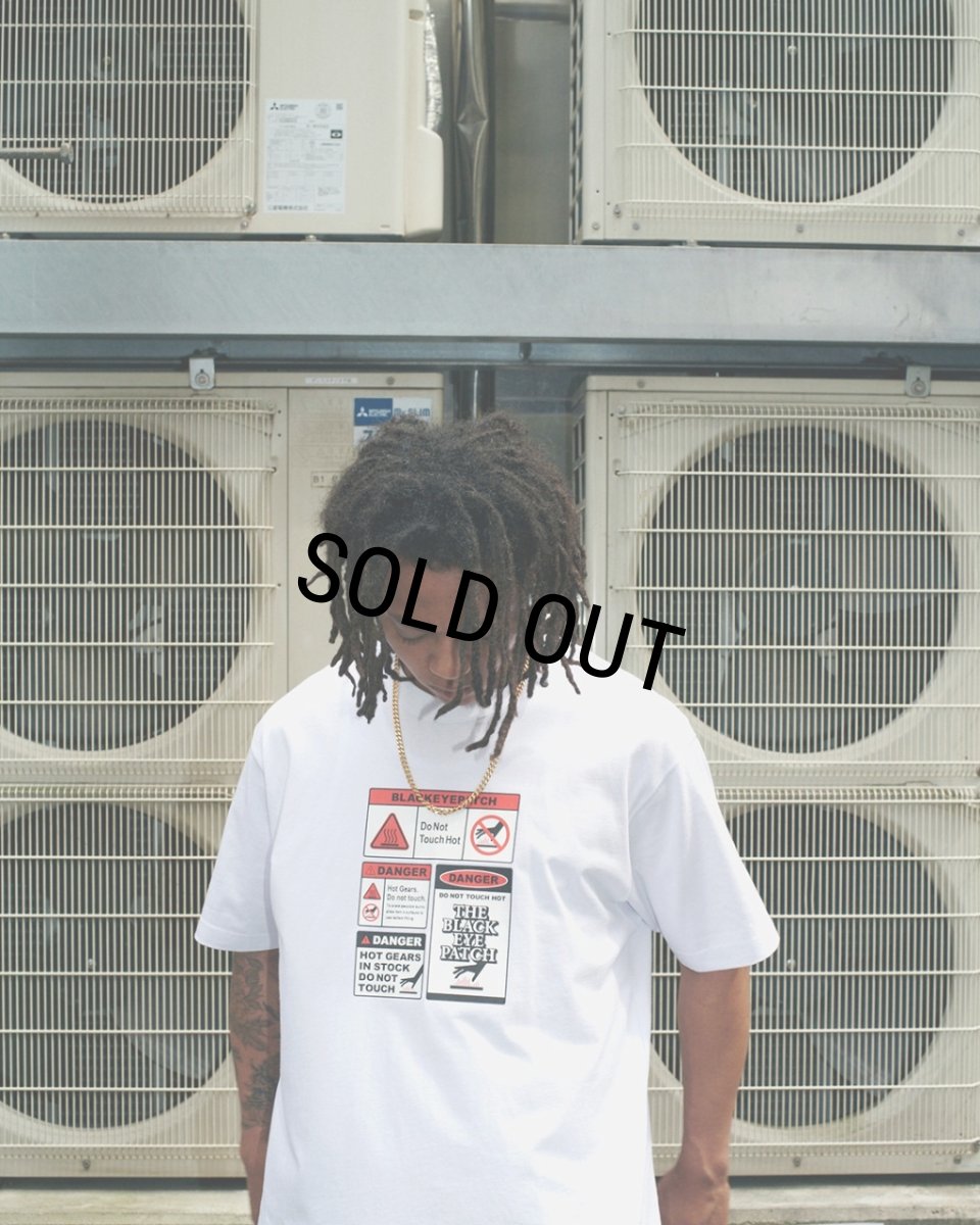 画像3: BlackEyePatch/2 HOT 2 TOUCH TEE（BLACK） (3)