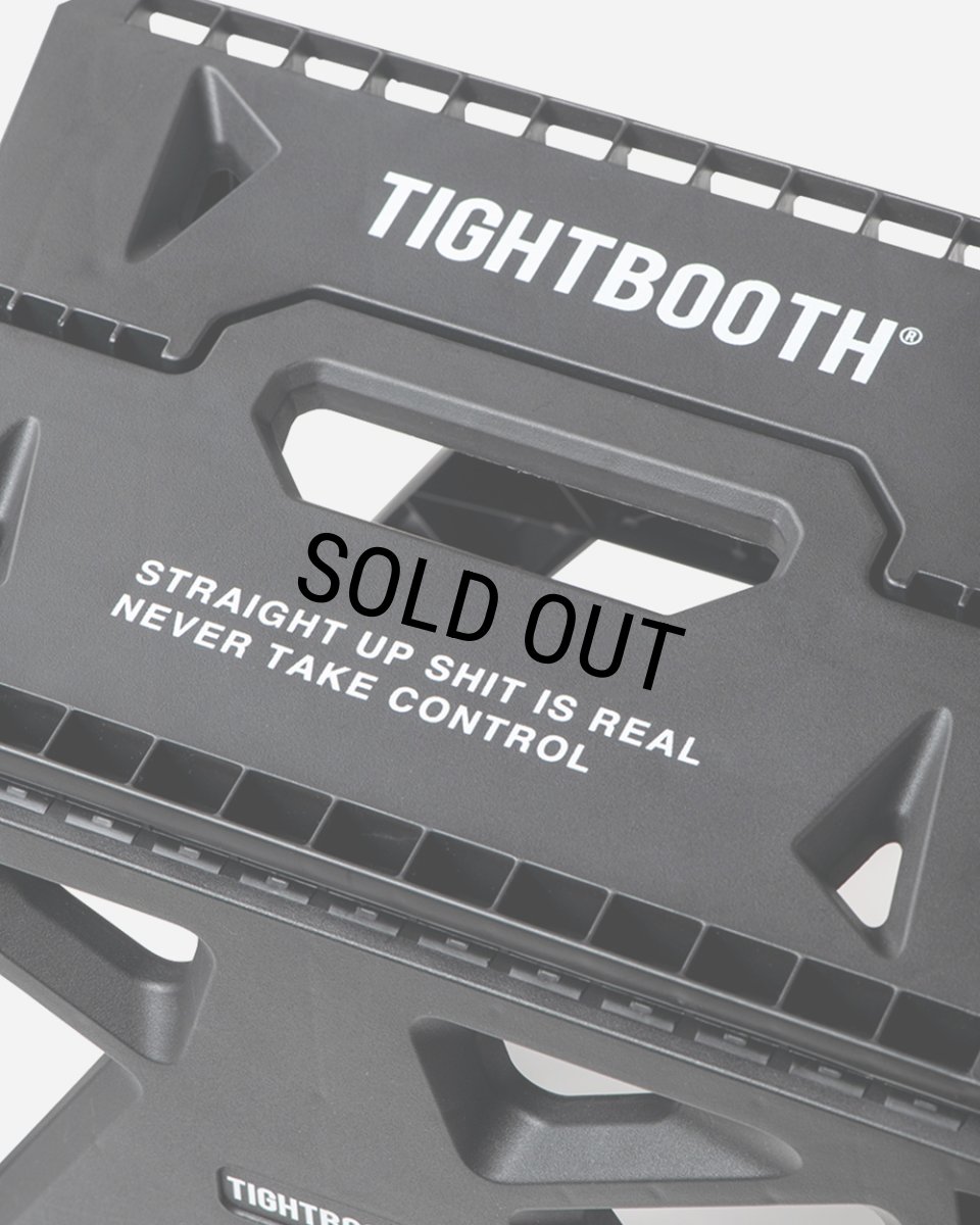 画像8: 【30%OFF】TIGHTBOOTH/LABEL LOGO FOLDING STOOL（Black）［フォールディングスツール-24夏］ (8)