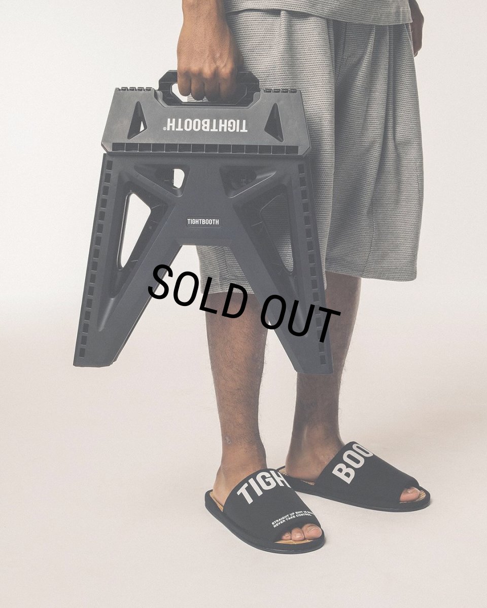 画像12: 【30%OFF】TIGHTBOOTH/LABEL LOGO FOLDING STOOL（Black）［フォールディングスツール-24夏］ (12)