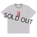 BlackEyePatch/STRIPED HWC LABEL TEE（MULTI）