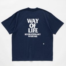 画像2: 【30%OFF】RATS/SCRIPT LOGO WAY OF LIFE TEE（NAVY）［プリントT-24秋冬］ (2)
