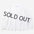 【30%OFF】TIGHTBOOTH/STRAIGHT UP L/S T-SHIRT（White）［プリント長袖ポケT-24秋冬］