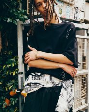 画像3: 【30%OFF】TIGHTBOOTH/STRAIGHT UP T-SHIRT（Black）［プリントポケT-24夏］ (3)