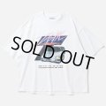 TIGHTBOOTH/INITIAL T T-SHIRT（White）［プリントT-24秋冬］