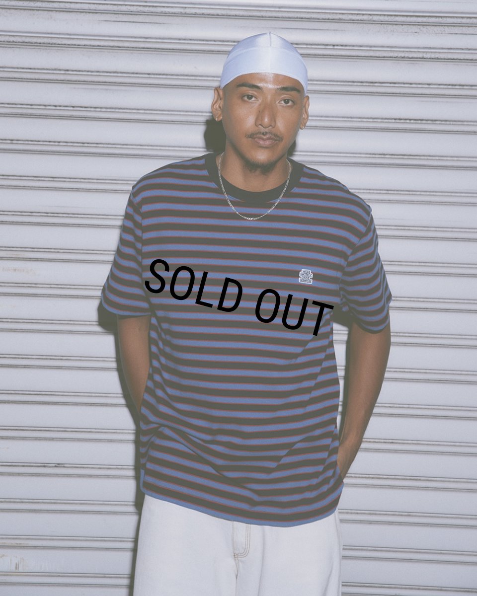 画像3: BlackEyePatch/BORDERED SMALL OG LABEL TEE（MULTI） (3)