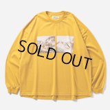 TIGHTBOOTH/PASS THE PIE L/S T-SHIRT（Mustard）［プリント長袖T-24秋冬］