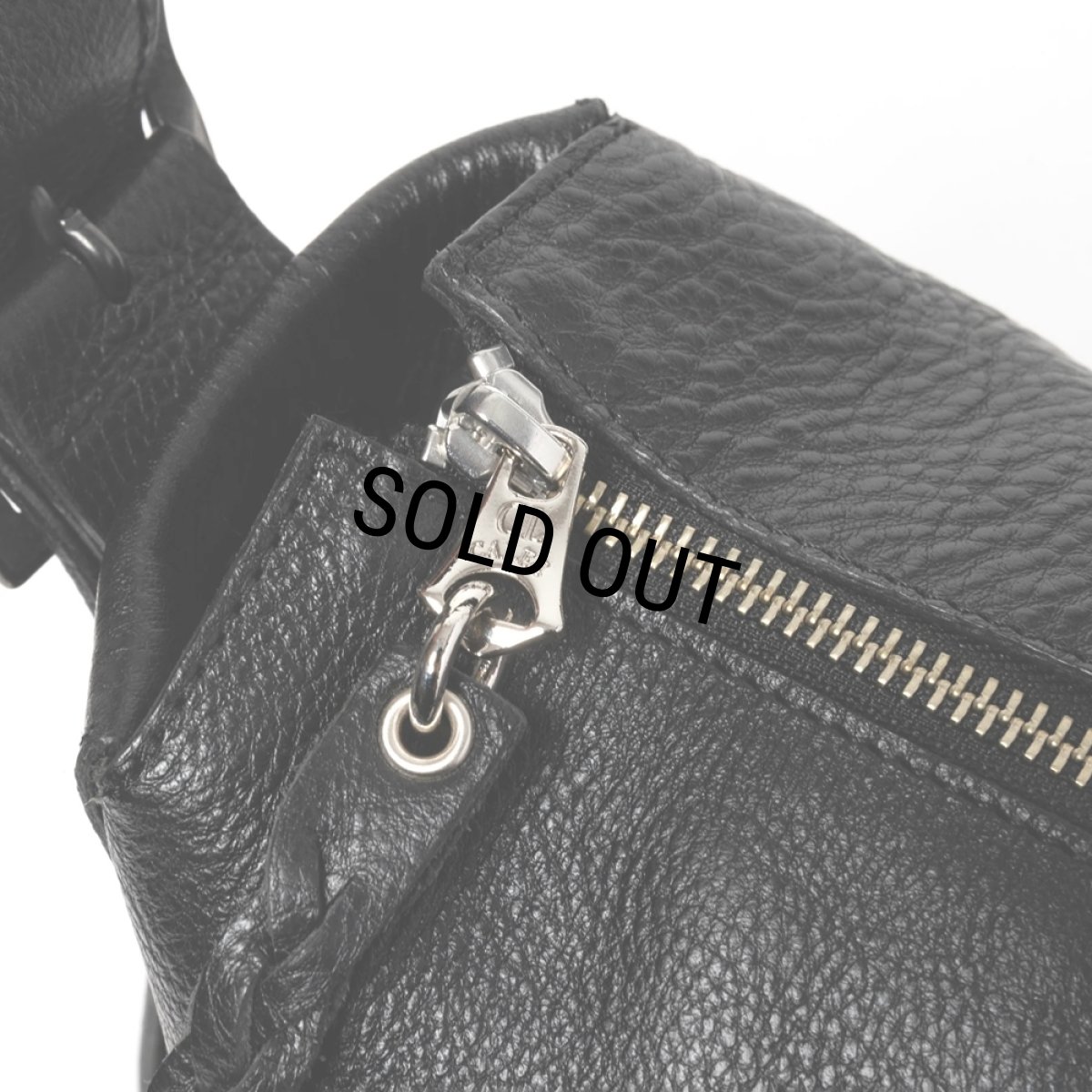 画像7: CALEE/STUDS LEATHER SHOULDER BAG ＜LARGE＞（BLACK）［スタッズレザーショルダーバッグ"ラージ"-24秋冬］ (7)