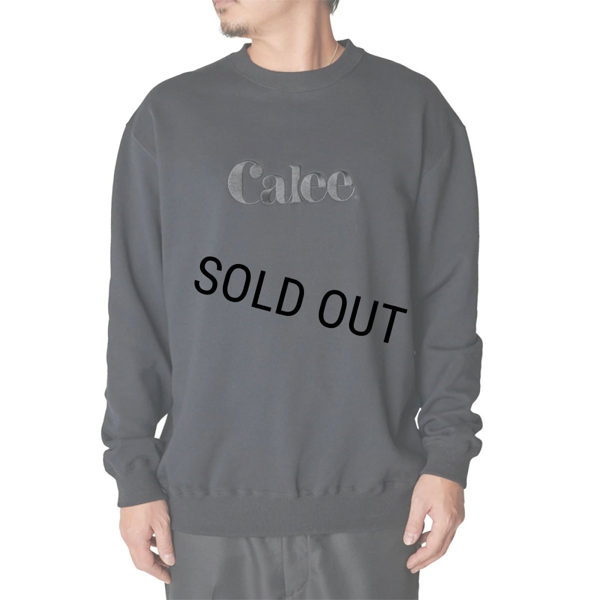 画像3: 【30%OFF】CALEE/EMBROIDERY CALEE LOGO CREW NECK SW（BLACK）［クルーネックスウェット-24秋冬］ (3)