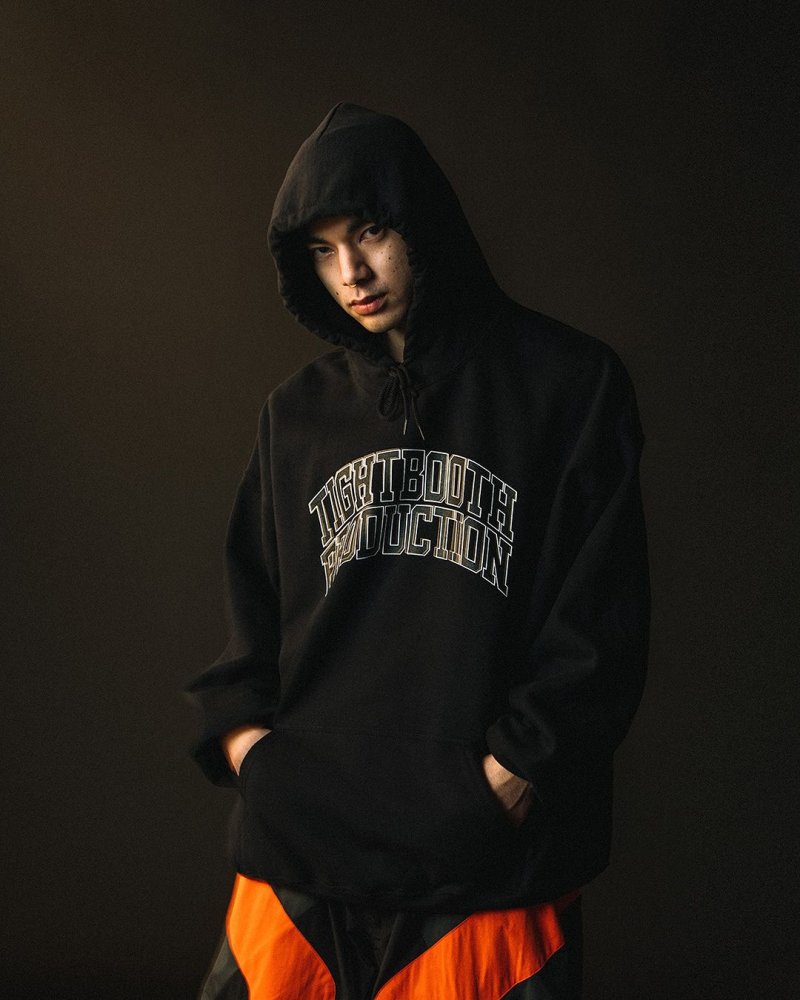 画像2: 【30%OFF】TIGHTBOOTH/COLLEGE HOODED SWEAT SHIRT（Black）［プルオーバーパーカー-24秋冬］