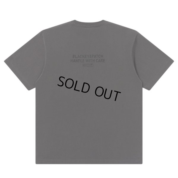 画像2: BlackEyePatch/HANDLE WITH CARE TEE（CHARCOAL）