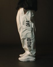 画像7: TIGHTBOOTH/TACTICAL BALLOON PANTS（White）［タクティカルバルーンパンツ-24秋冬］ (7)