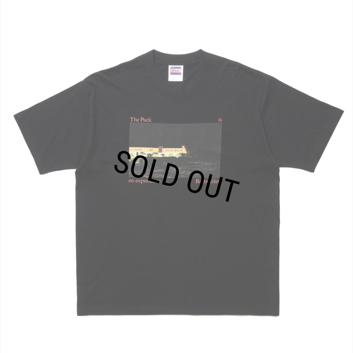 画像1: 【20％OFF】ROTTWEILER/CAL NIGHT PHOTO TEE（BLACK）［プリントT-25春夏］ (1)