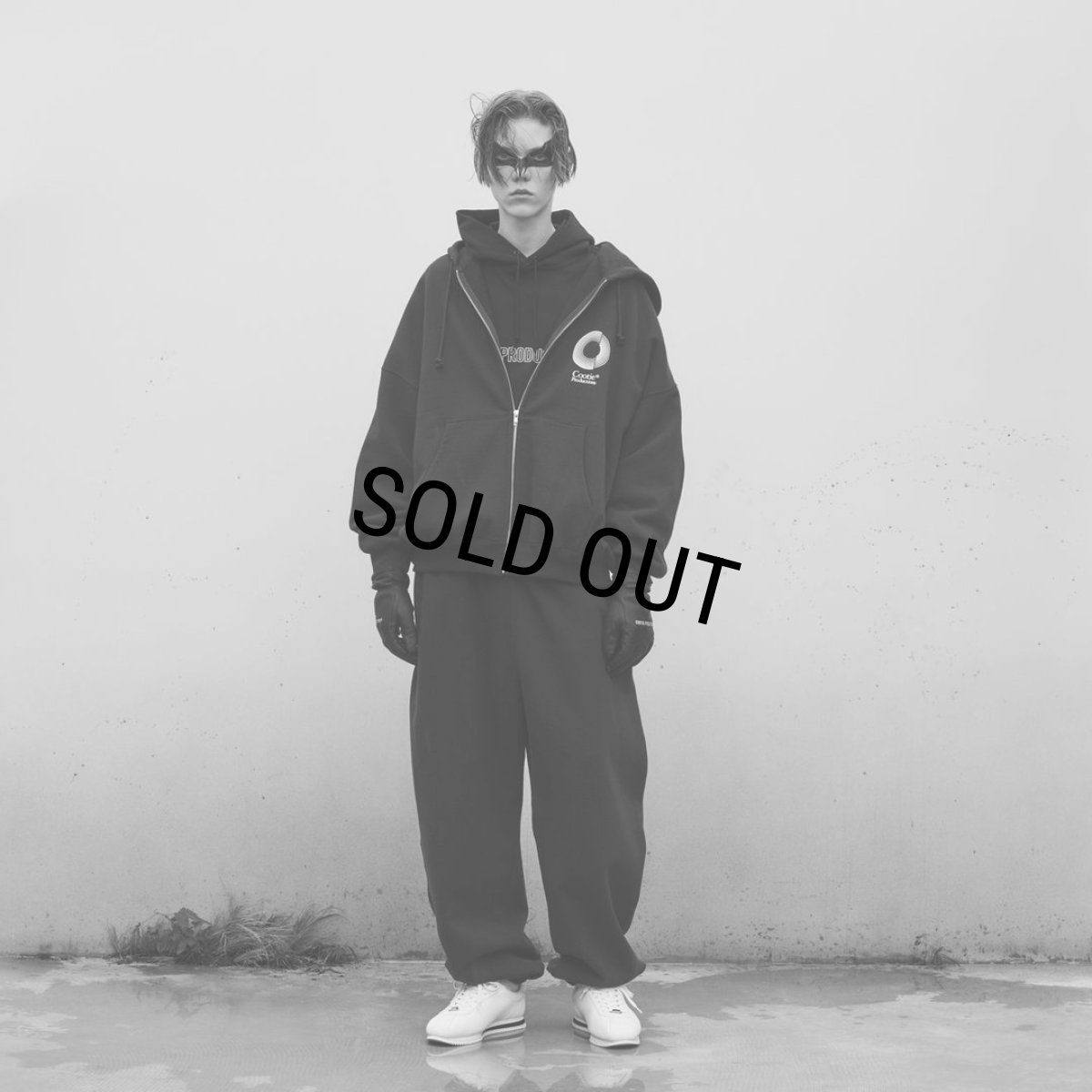 画像4: COOTIE PRODUCTIONS/Open End Yarn Heavy Oz Sweat Zip Hoodie（Black）［スウェットジップフーディー-24秋冬］ (4)