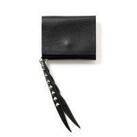 CALEE/PLANE LEATHER MULTI WALLET＜STUDS CHARM＞（BLACK）［マルチウォレット-24秋冬］