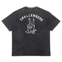 CHALLENGER/PIGMENT PEACE TEE（PEPPER BLACK）［ピグメント染めプリントT-25春夏］