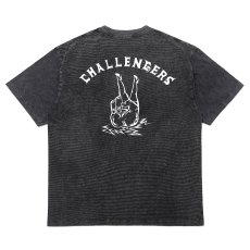 画像1: CHALLENGER/PIGMENT PEACE TEE（PEPPER BLACK）［ピグメント染めプリントT-25春夏］ (1)