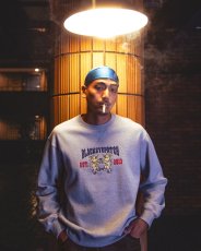 画像2: BlackEyePatch/HERALDIC COLLEGE CREW SWEAT(BLACK) (2)