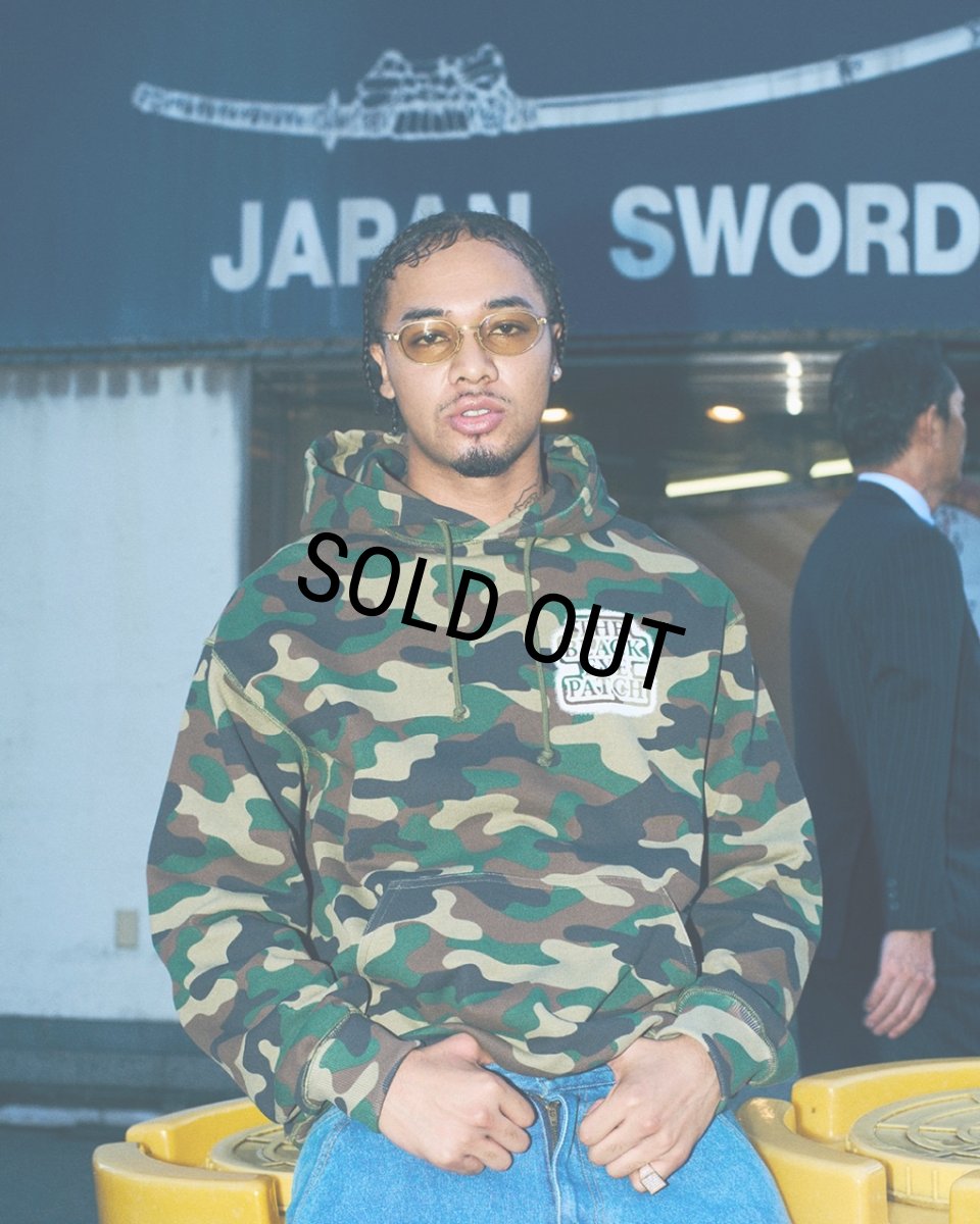 画像4: BlackEyePatch/SPRAYED OG LABEL HOODIE(BLACK) (4)