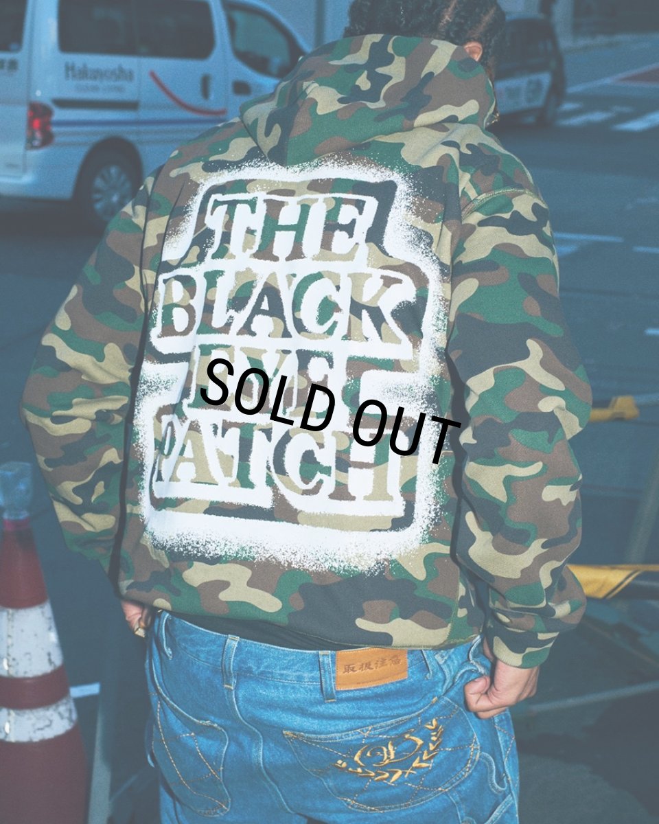 画像3: BlackEyePatch/SPRAYED OG LABEL HOODIE(BLACK) (3)