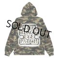 BlackEyePatch/SPRAYED OG LABEL HOODIE（CAMO）