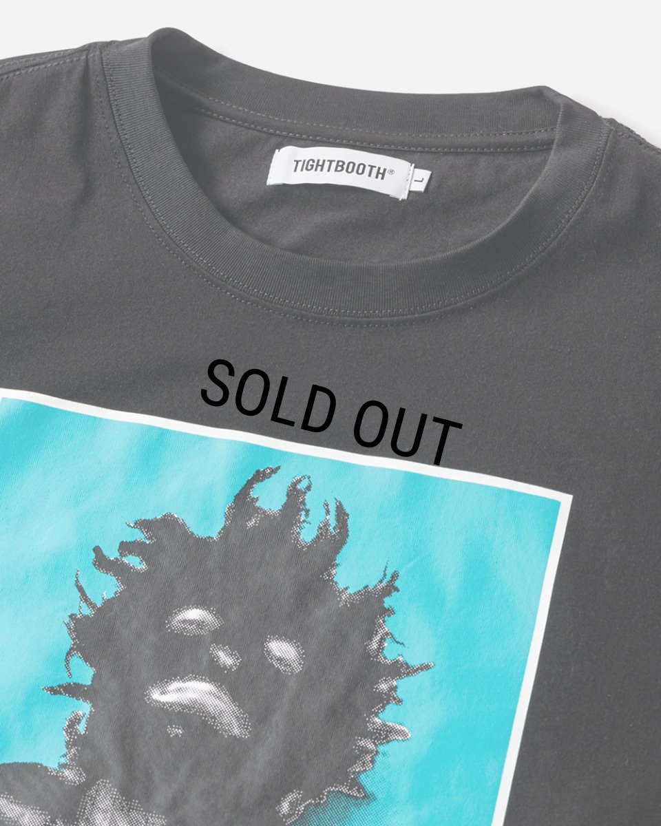 画像2: TIGHTBOOTH/TBKB / HAVE YOU SEEN HIM T-SHIRT（Black）［プリントT-24冬］ (2)