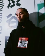 画像2: BlackEyePatch/DO NOT REMOVE LABEL HOODIE(BLACK) (2)