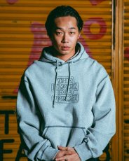画像3: BlackEyePatch/OG LABEL OUTLINE EMBROIDERED HOODIE（HEATHER GRAY） (3)