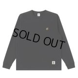 BlackEyePatch/SMALL B EMBLEM L/S TEE（BLACK）