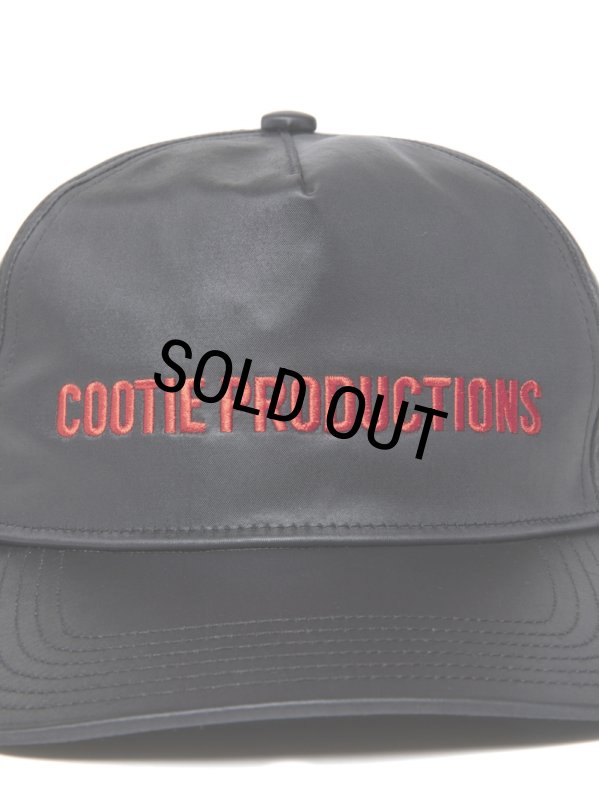 COOTIE PRODUCTIONS/Damp Coated Satin 5 Panel Cap（Black/Red）［5