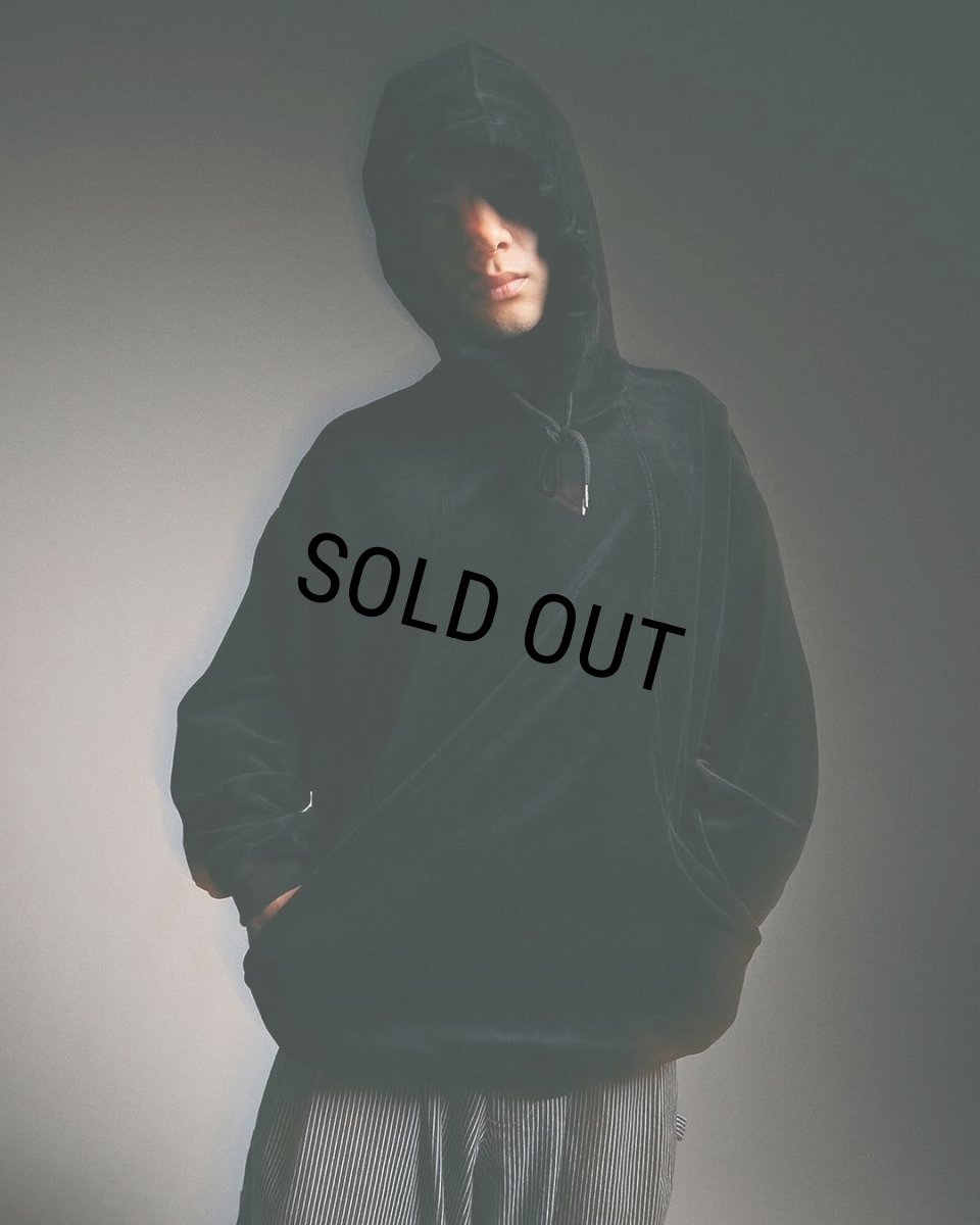 画像2: TIGHTBOOTH/VELOUR PULLOVER HOODIE（Black）［ベロアプルオーバーフーディー-25春夏］ (2)