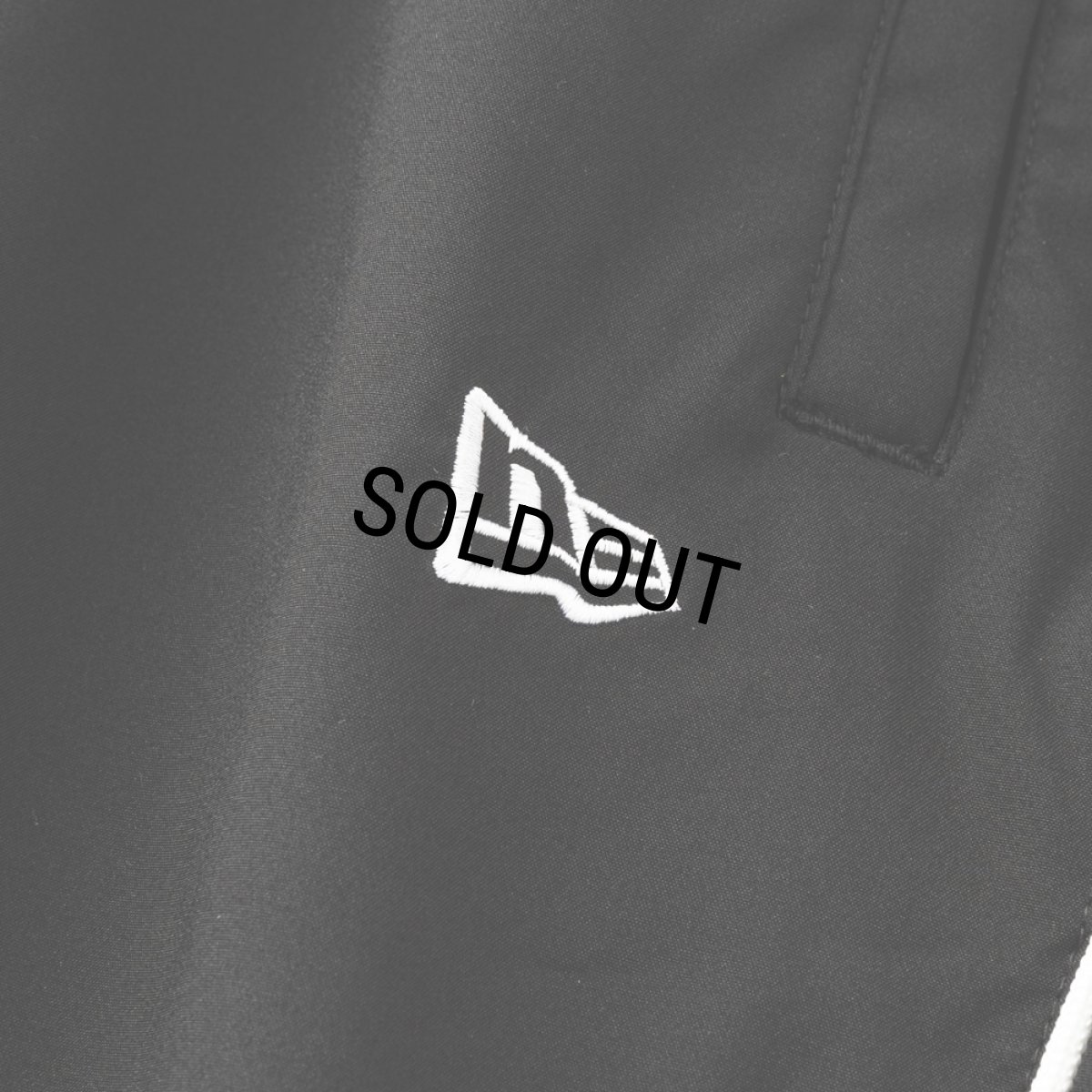 画像6: 【40%OFF】CALEE/× NEWERA CALEE LOGO OVERSIZED PIPING TRACK PANTS＜EXCLUSIVE＞（BLACK）［トラックパンツ-25春夏］ (6)