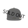 BlackEyePatch/B EMBLEM PRE CURVED NEW ERA CAP（BLACK）