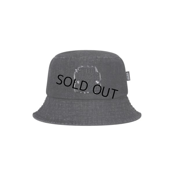 画像1: BlackEyePatch/OG LABEL PATCHED DENIM BUCKET HAT（BLACK）